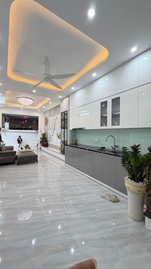 Bán nhà Giáp Nhị - diện tích 44m2 6 tầng - Căn góc 2 thoáng vĩnh viễn - giá 13,5 tỷ