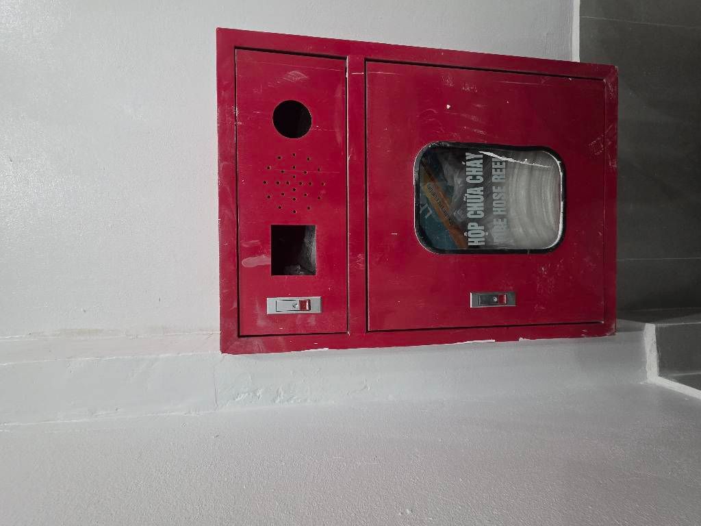 Bán nhà Chính Kinh - diện tích 49,4m2 7 tầng - Ngõ nông, ô tô tránh - giá 16,6 tỷ