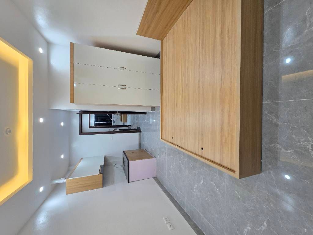 Bán nhà Chính Kinh - diện tích 49,4m2 7 tầng - Ngõ nông, ô tô tránh - giá 16,6 tỷ