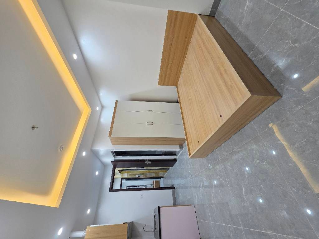 Bán nhà Chính Kinh - diện tích 49,4m2 7 tầng - Ngõ nông, ô tô tránh - giá 16,6 tỷ