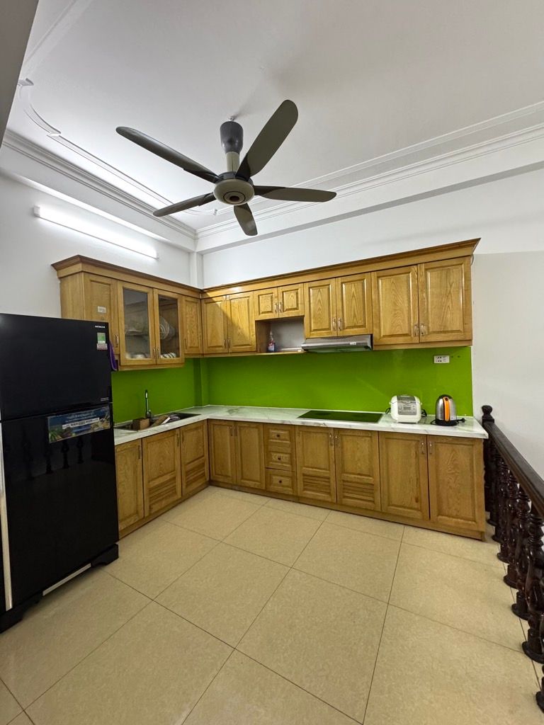 Bán nhà Hào Nam - diện tích 38.9m2 6 tầng - Mặt ngõ thông, kinh doanh - giá 14 tỷ