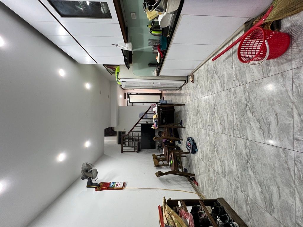 Bán nhà Định Công Hạ - diện tích 36.6m2 2 tầng - giá 2,25 tỷ