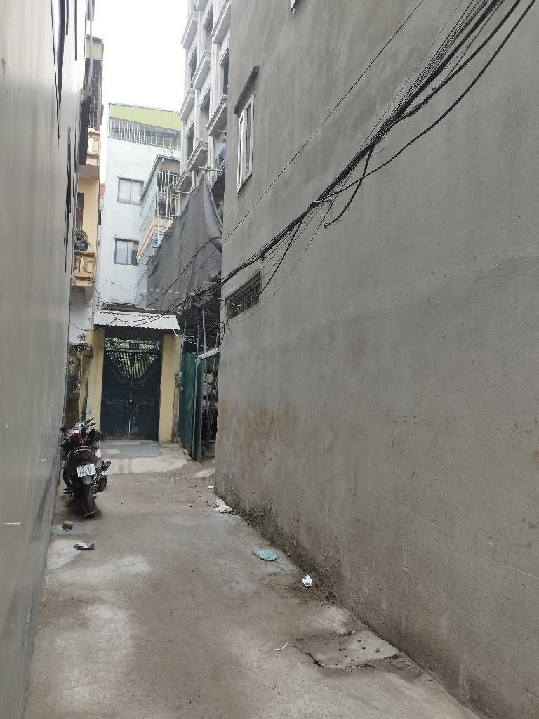 Bán nhà Trương Định - diện tích 35m2 7 tầng - NGÕ Ô TÔ - giá 11,8 tỷ