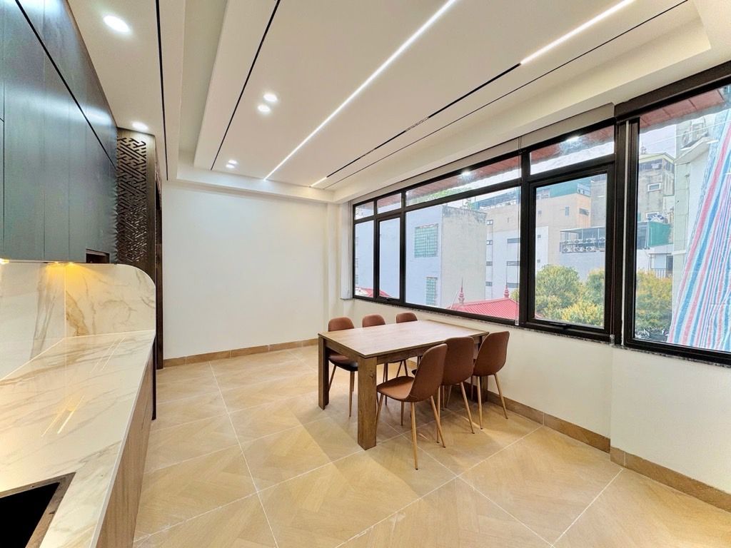 Bán nhà Phố Vọng - diện tích 31m2 7 tầng - thang máy, full đồ - giá 12,8 tỷ