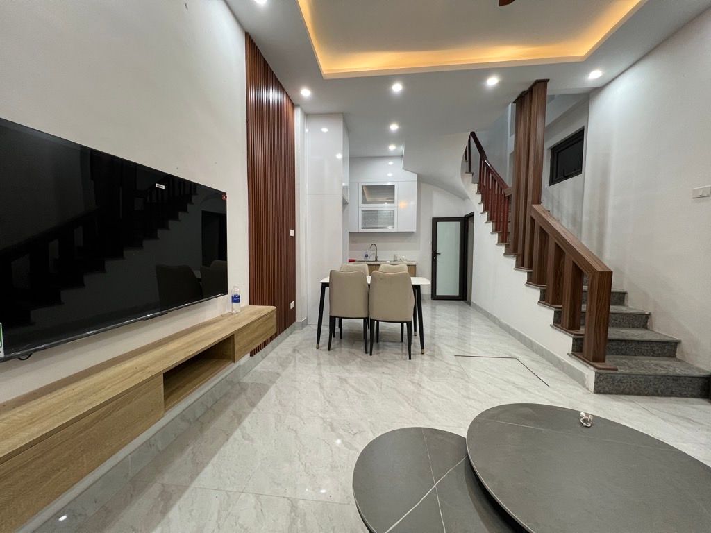 Bán nhà Văn Chương - diện tích 30m2 5 tầng - Full nội thất - giá 9,8 tỷ