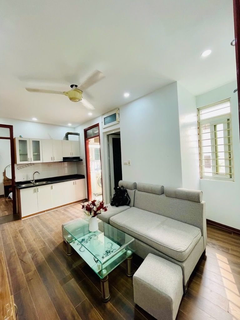 Bán nhà Thượng Đình - diện tích 50m2 11 tầng - ô tô đỗ cửa - giá 2,6 tỷ