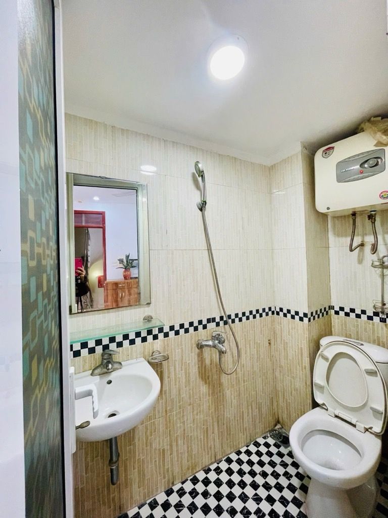 Bán nhà Thượng Đình - diện tích 50m2 11 tầng - ô tô đỗ cửa - giá 2,6 tỷ