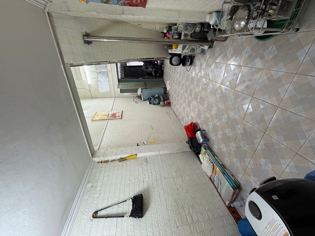 Bán nhà ngõ Liên Việt Nguyễn Lương Bằng - diện tích 31.1m2 3 tầng - Nhà dân xây chắc chắn - giá 9 tỷ