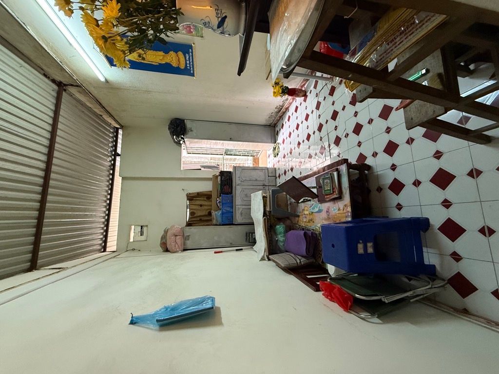 Bán nhà ngõ Liên Việt Nguyễn Lương Bằng - diện tích 31.1m2 3 tầng - Nhà dân xây chắc chắn - giá 9 tỷ