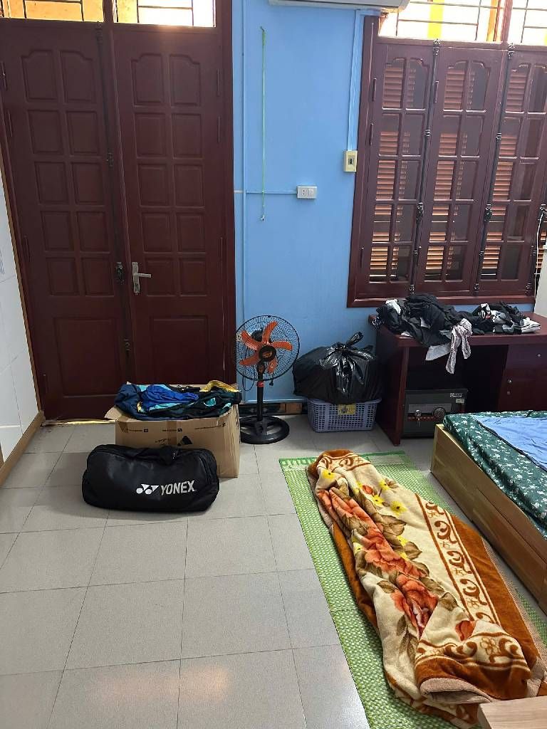 Bán nhà Bằng B - diện tích 55m2 3 tầng - Mặt nghách, cách ô tô 30m - giá 10 tỷ