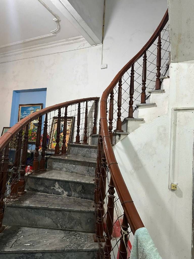 Bán nhà Bằng B - diện tích 55m2 3 tầng - Mặt nghách, cách ô tô 30m - giá 10 tỷ