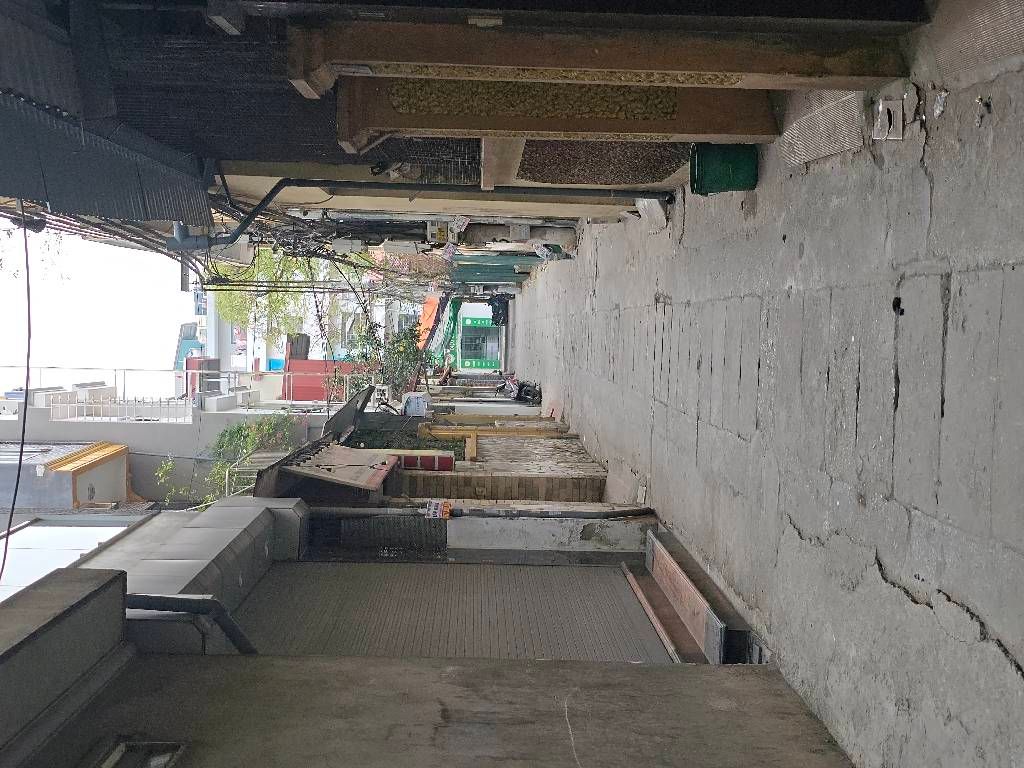 Bán nhà Bằng B - diện tích 55m2 3 tầng - Mặt nghách, cách ô tô 30m - giá 10 tỷ