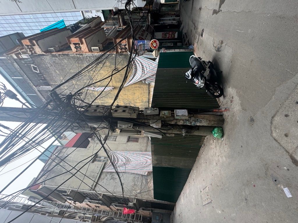 Bán nhà Láng - diện tích 70m2 1 tầng - Lô góc, ô tô vào - giá 23 tỷ