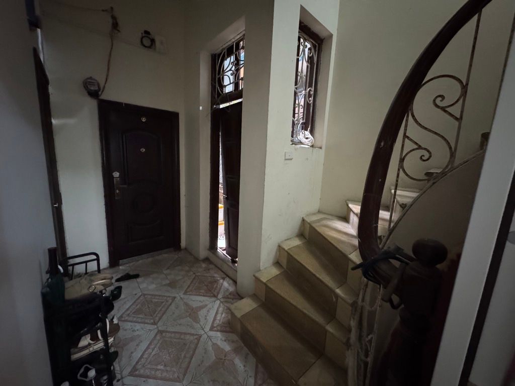 Bán nhà Thổ Quan - diện tích 93m2 5 tầng - 13 phòng khép kín - giá 18,5 tỷ