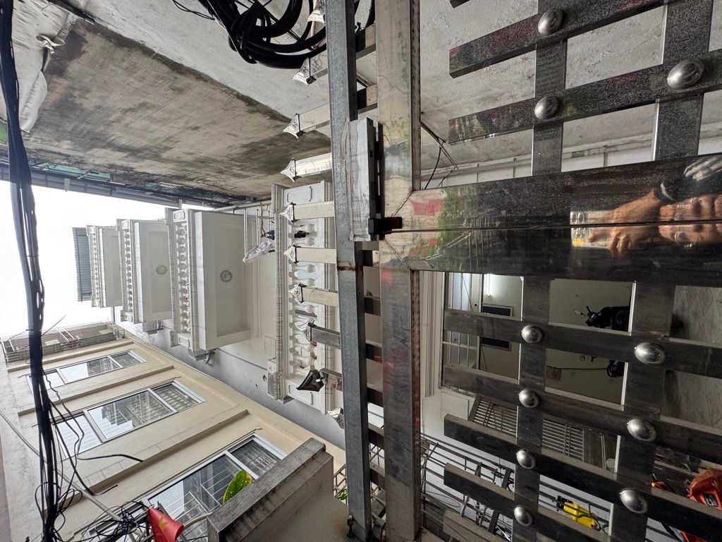 Bán nhà Thổ Quan - diện tích 93m2 5 tầng - 13 phòng khép kín - giá 18,5 tỷ