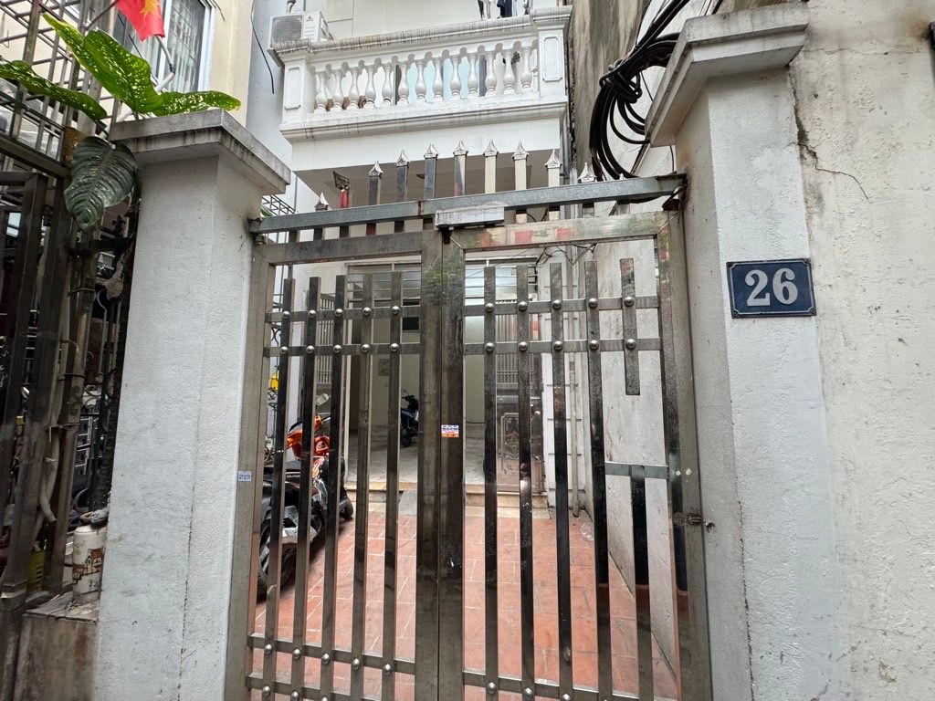 Bán nhà Thổ Quan - diện tích 93m2 5 tầng - 13 phòng khép kín - giá 18,5 tỷ