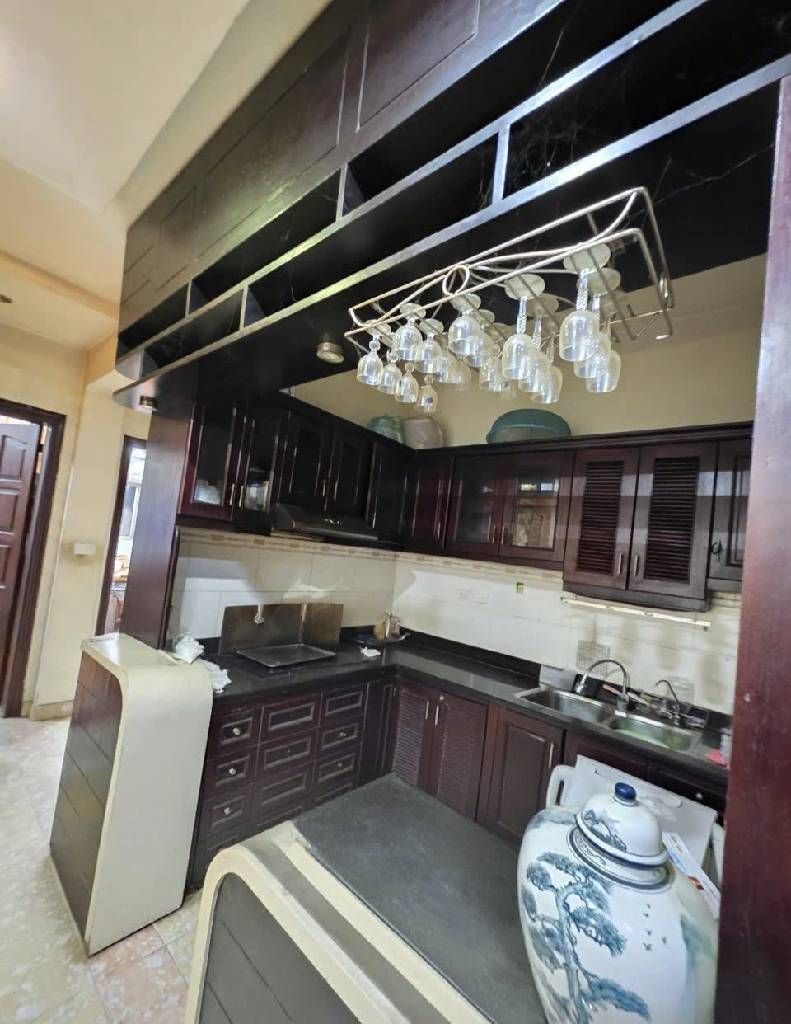 Bán nhà Chùa Bộc - diện tích 90m2 1 tầng - Ô Tô đỗ cầu thang - giá 6,6 tỷ