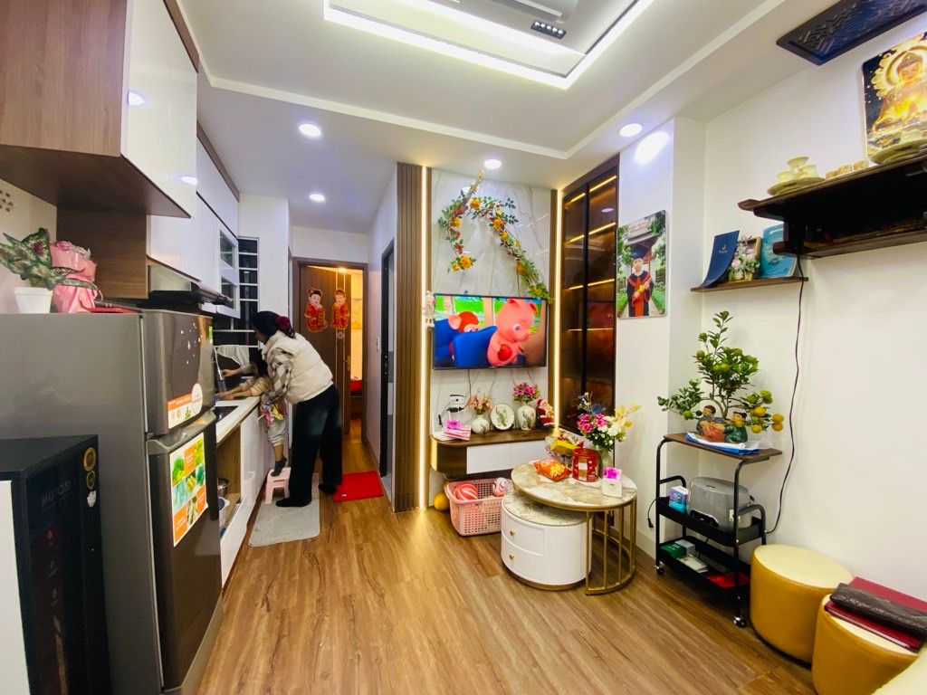 Bán nhà Đê La Thành - diện tích 37m2 4 tầng - Nhà đẹp mới xây - giá 2,25 tỷ