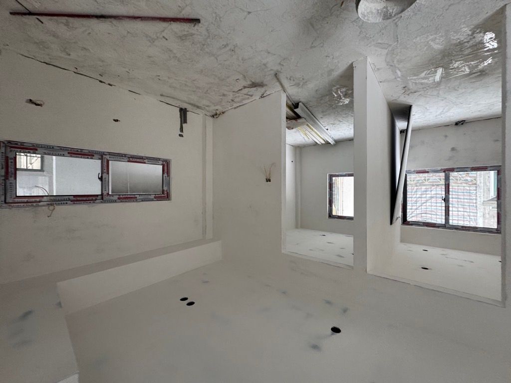 Bán nhà Bạch Mai - diện tích 50m2 5 tầng - Lô góc 3 mặt thoáng - giá 15,3 tỷ