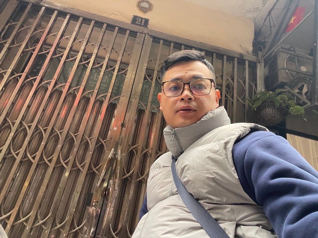 Bán nhà Ngõ Văn Chương - diện tích 22.8m2 4 tầng - Ô tô đỗ cửa - giá 8,3 tỷ