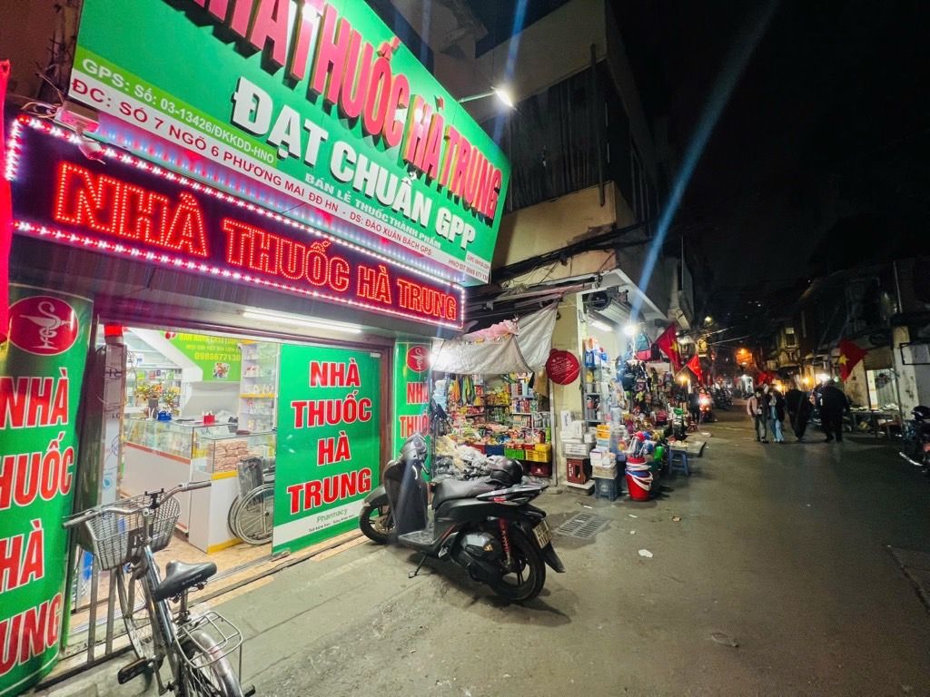 Bán nhà Phương Mai - diện tích 23.8m2 2 tầng - Mặt ngõ ô tô - giá 9,5 tỷ