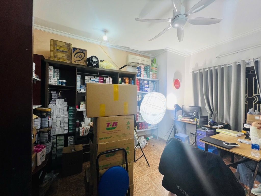 Bán nhà Phương Mai - diện tích 23.8m2 2 tầng - Mặt ngõ ô tô - giá 9,5 tỷ