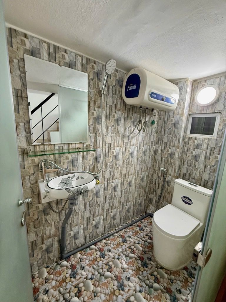 Bán nhà Chợ Khâm Thiên - diện tích 12m2 5 tầng - Nhà 5 tầng tổng 3 ngủ 2 WC - giá 3,55 tỷ