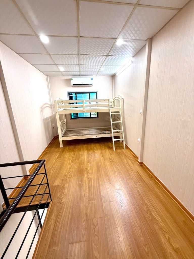 Bán nhà Chợ Khâm Thiên - diện tích 12m2 5 tầng - Nhà 5 tầng tổng 3 ngủ 2 WC - giá 3,55 tỷ