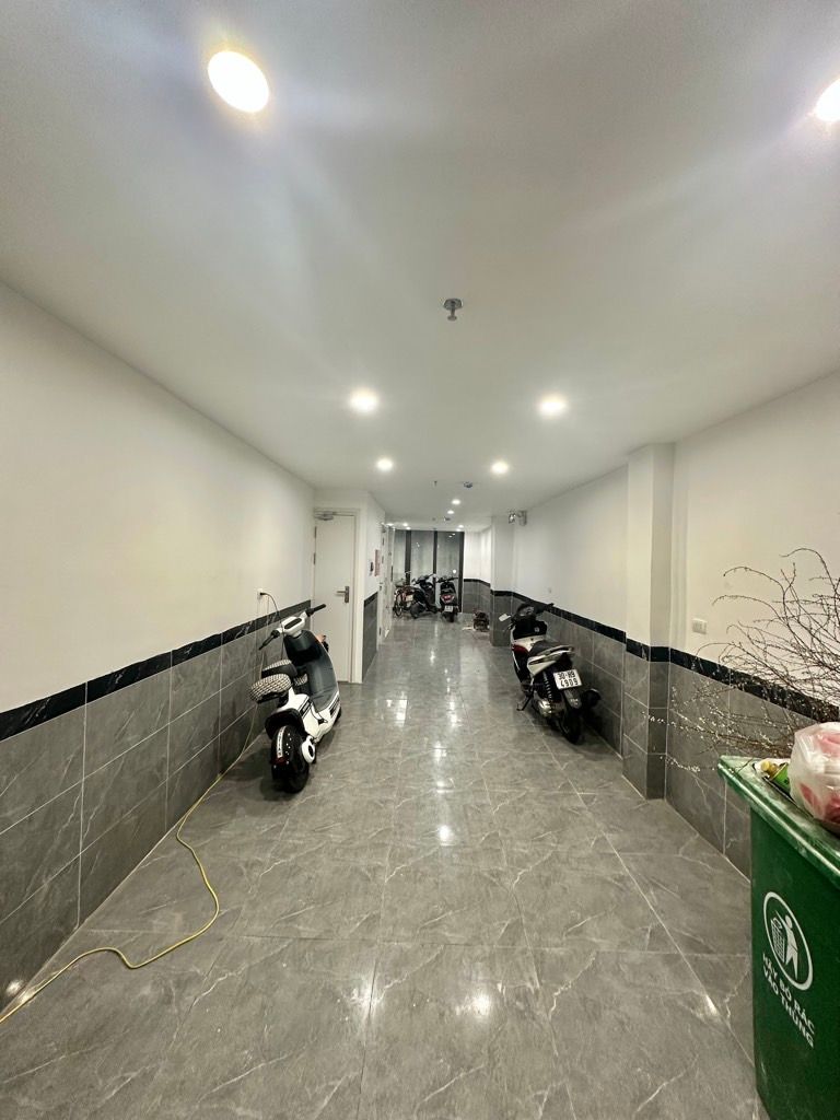 Bán nhà Chùa Quỳnh - diện tích 63m2 7 tầng - ô tô đỗ cửa - giá 21 tỷ