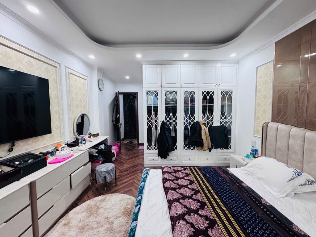 Bán nhà Võ Thị Sáu - diện tích 40m2 7 tầng - Ô tô tránh - giá 22,5 tỷ