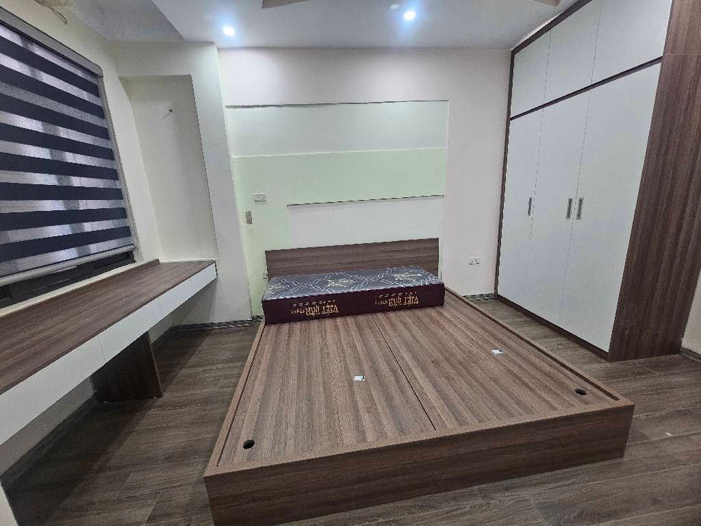 Bán nhà Quan Nhân - diện tích 42,3m2 5 tầng - Gần hồ Quan Nhân - giá 7,9 tỷ