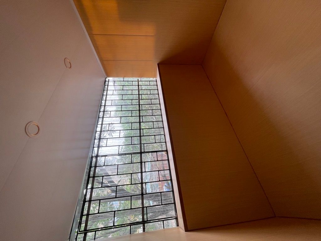 Bán nhà Phố 8/3 - diện tích 60m2 3 tầng - Ô tô đỗ cửa - giá 1,95 tỷ