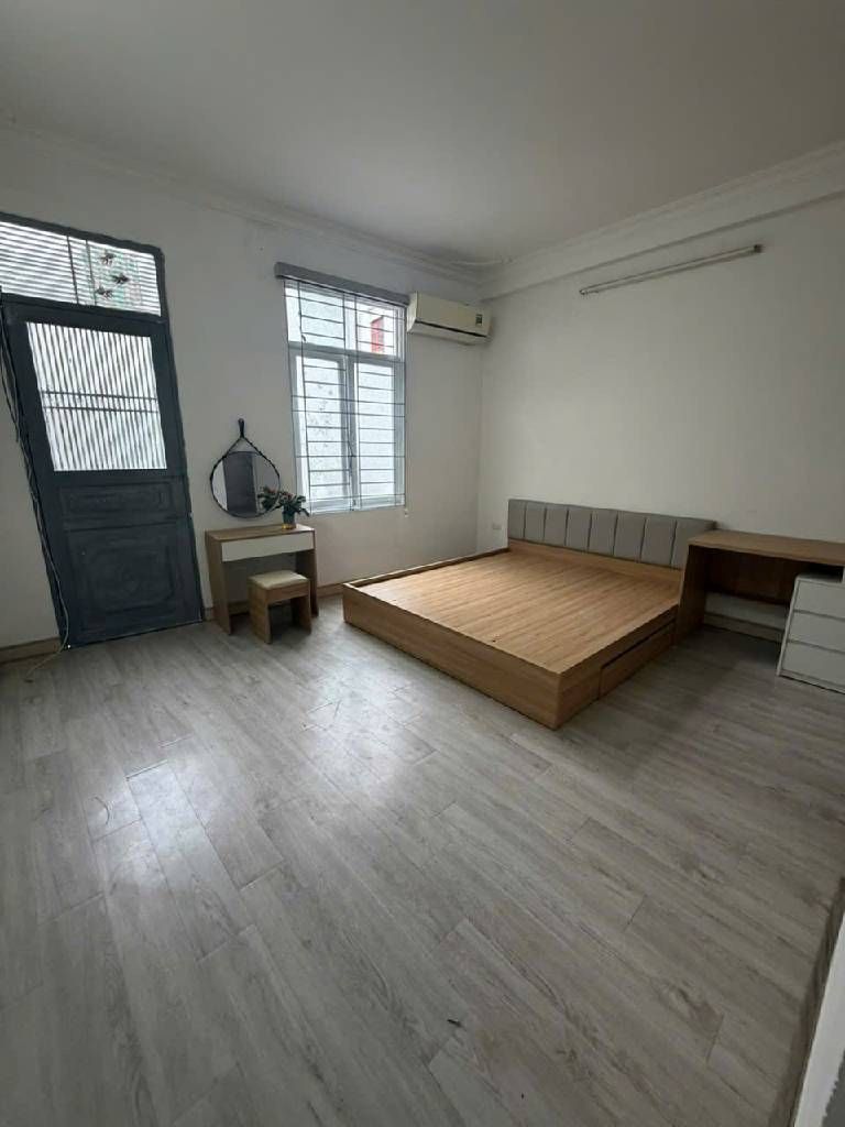 Bán nhà Vĩnh Hưng - diện tích 36.4m2 4 tầng - Ngõ 670 Nguyễn Khoái - giá 7,6 tỷ