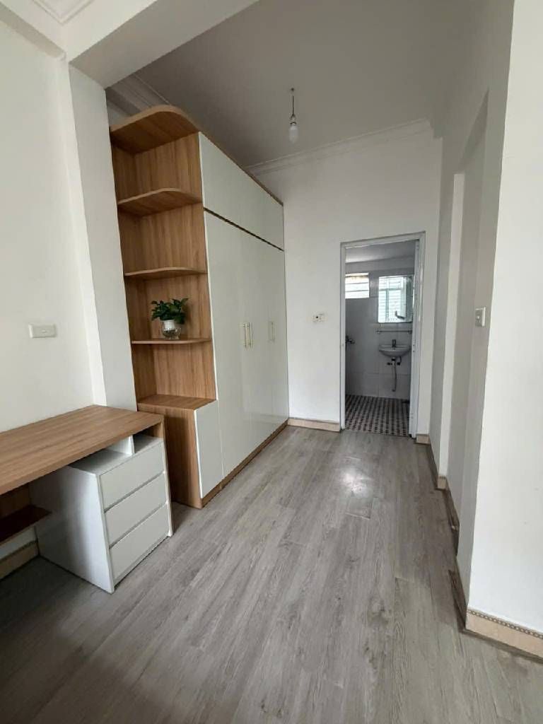 Bán nhà Vĩnh Hưng - diện tích 36.4m2 4 tầng - Ngõ 670 Nguyễn Khoái - giá 7,6 tỷ