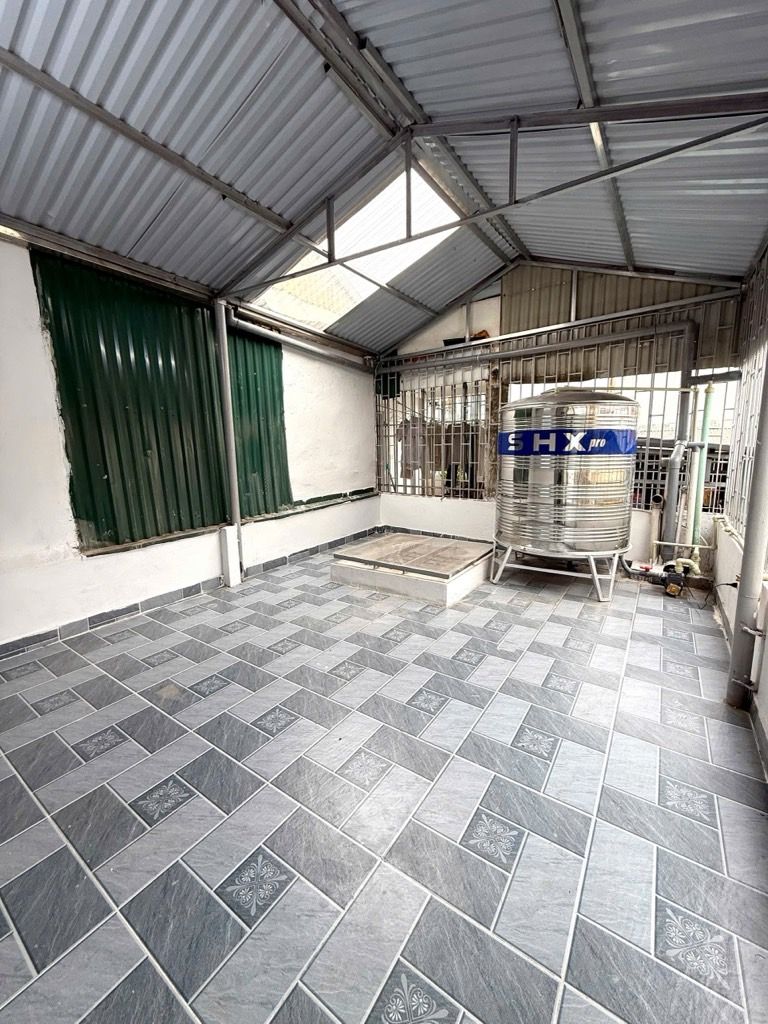 Bán nhà Định Công Thượng - diện tích 31m2 5 tầng - ô tô đỗ cửa - giá 9,3 tỷ