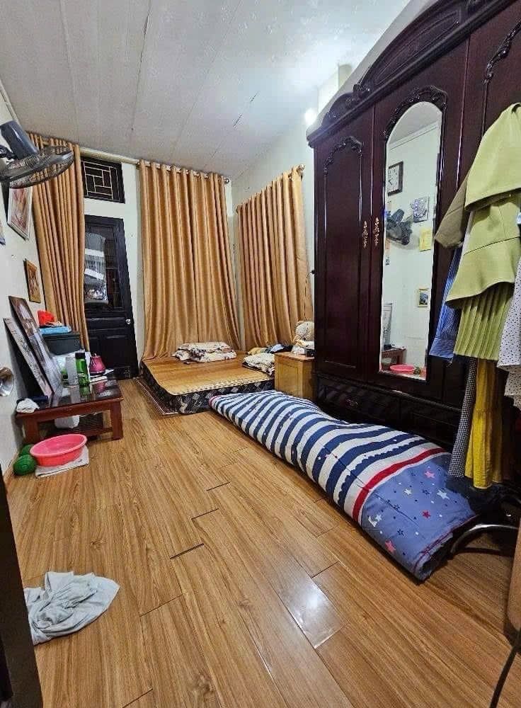 Bán nhà Bùi Thị Xuân - diện tích 28m2 4 tầng - Mặt phố trung tâm - giá 24 tỷ