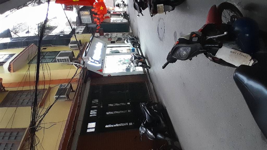 Bán nhà Tôn Đức Thắng - diện tích 26,4m2 5 tầng - Ô tô tránh - giá 9,4 tỷ