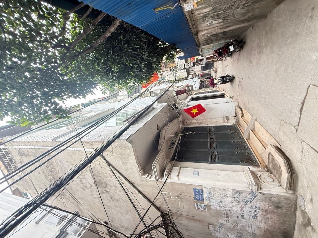 Bán nhà Hào Nam - diện tích 46.1m2 4 tầng - LÔ GÓC - NGÕ THÔNG - KINH DOANH - giá 11,5 tỷ