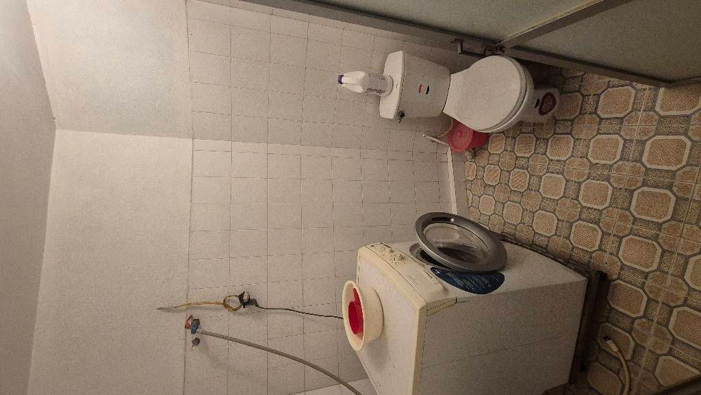 Bán nhà Giải Phóng - diện tích 71.9m2 3 tầng - ô tô tránh - giá 22,8 tỷ