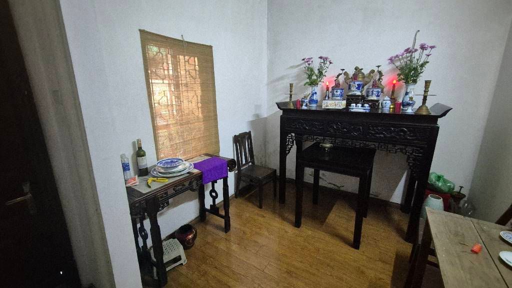 Bán nhà Giải Phóng - diện tích 71.9m2 3 tầng - ô tô tránh - giá 22,8 tỷ