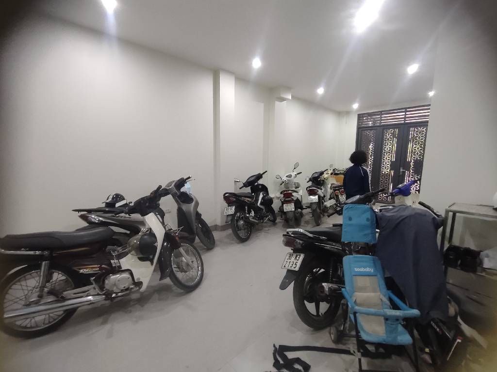 Bán nhà Minh Khai - diện tích 78m2 6 tầng - Hai mặt thoáng - giá 15 tỷ