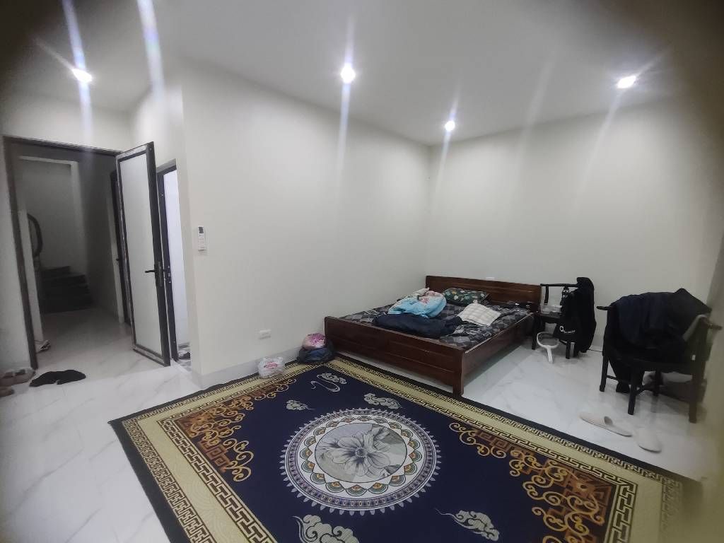 Bán nhà Minh Khai - diện tích 78m2 6 tầng - Hai mặt thoáng - giá 15 tỷ