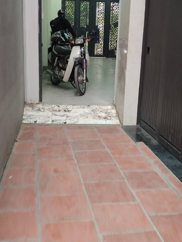 Bán nhà Minh Khai - diện tích 78m2 6 tầng - Hai mặt thoáng - giá 15 tỷ