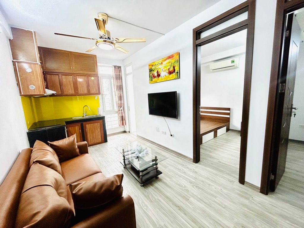 Bán nhà Trường Chinh - diện tích 40m2 1 tầng - Thang máy - giá 2,3 tỷ