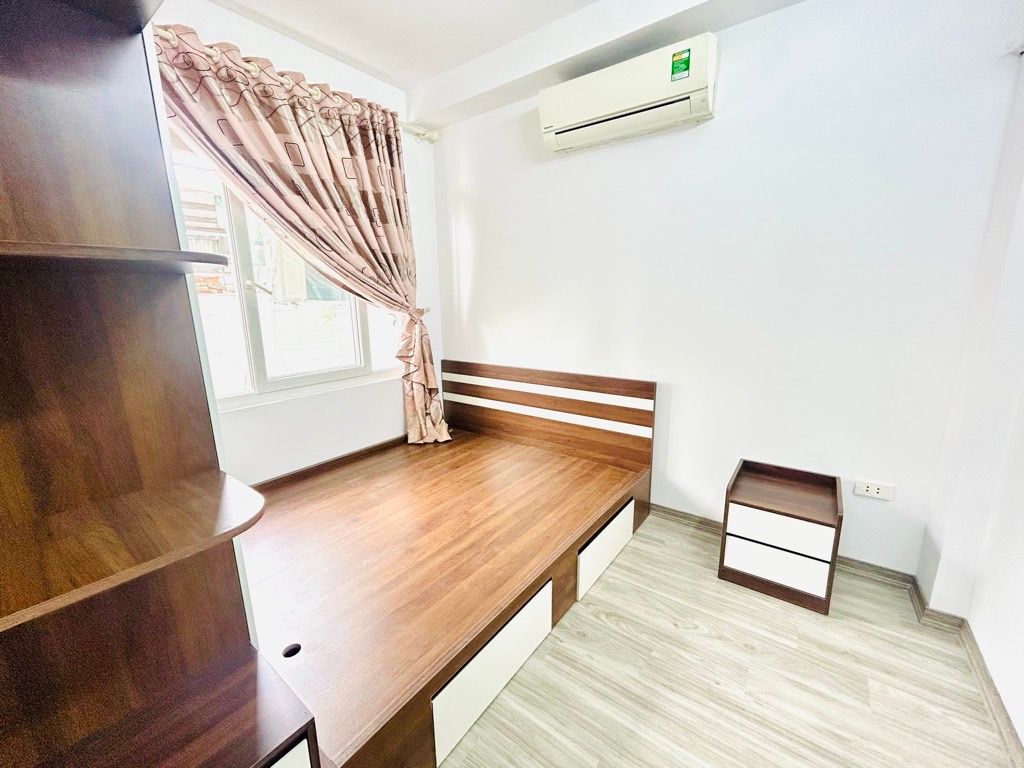 Bán nhà Trường Chinh - diện tích 40m2 1 tầng - Thang máy - giá 2,3 tỷ