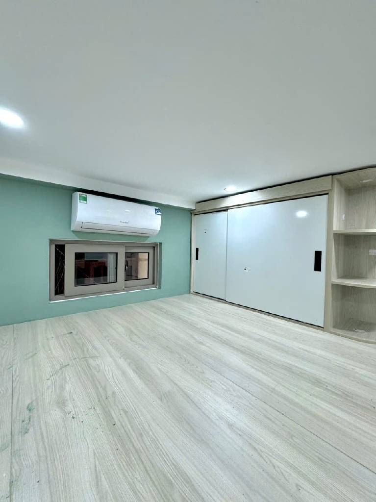 Bán nhà Kim Giang - diện tích 37m2 5 tầng - ô tô sát nhà - giá 9,1 tỷ