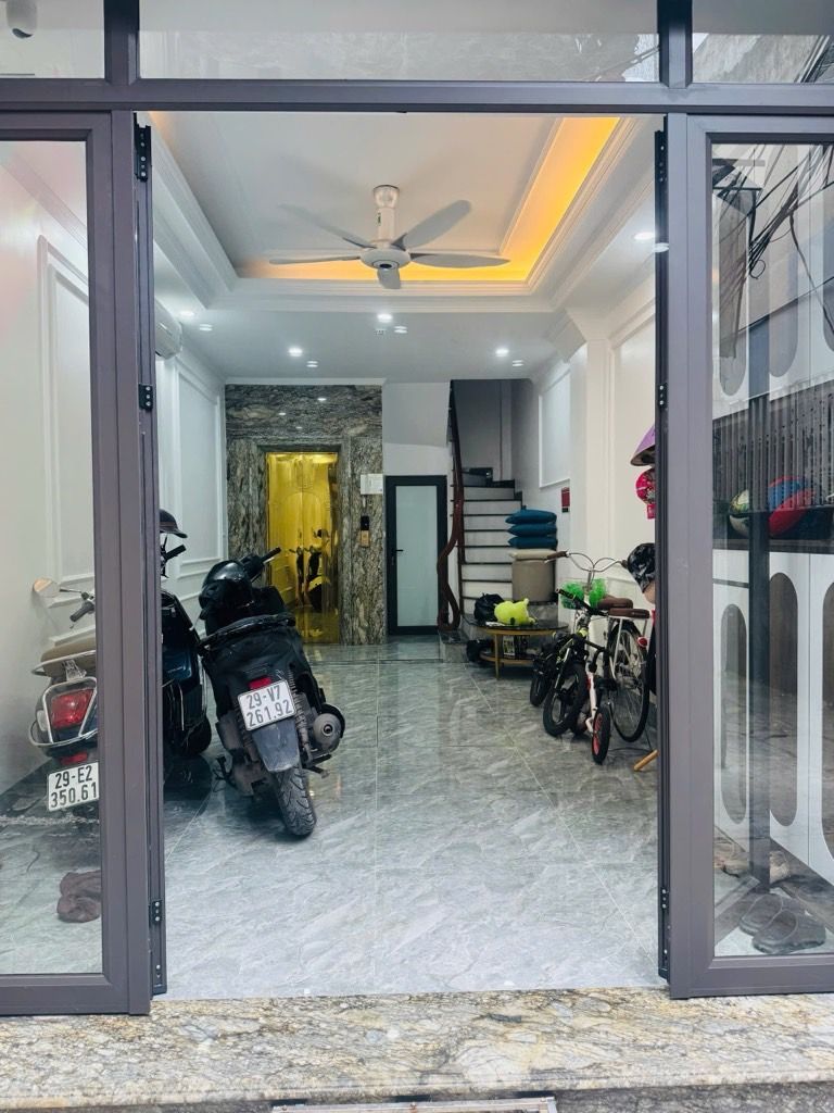 Bán nhà Hoàng Liệt - diện tích 31m2 6 tầng - SIÊU PHẨM - 6 TẦNG THANG MÁY - NỘI THẤT XỊN XÒ - giá 9,8 tỷ