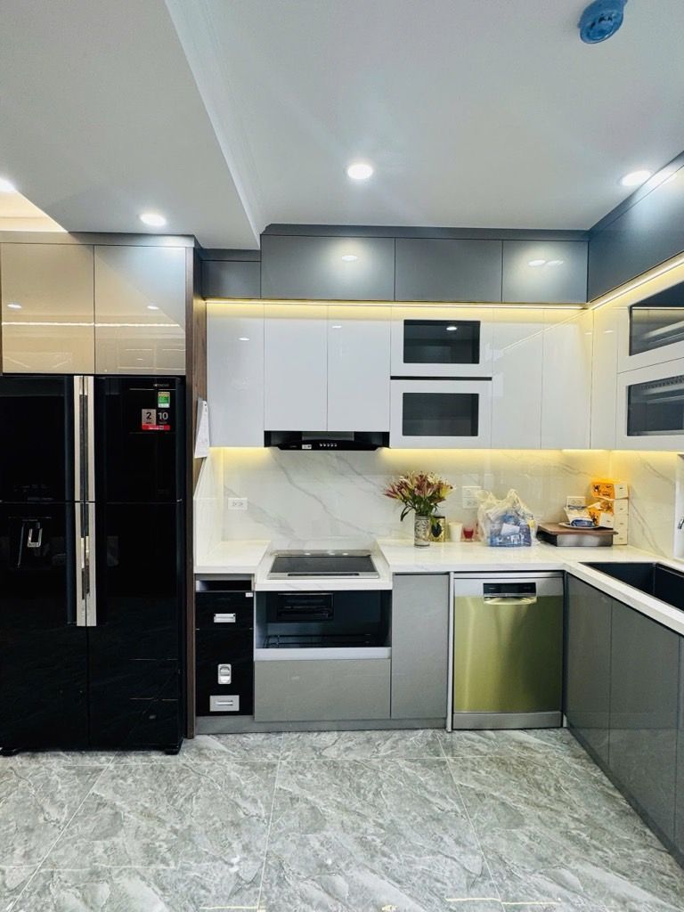 Bán nhà Hoàng Liệt - diện tích 31m2 6 tầng - SIÊU PHẨM - 6 TẦNG THANG MÁY - NỘI THẤT XỊN XÒ - giá 9,8 tỷ