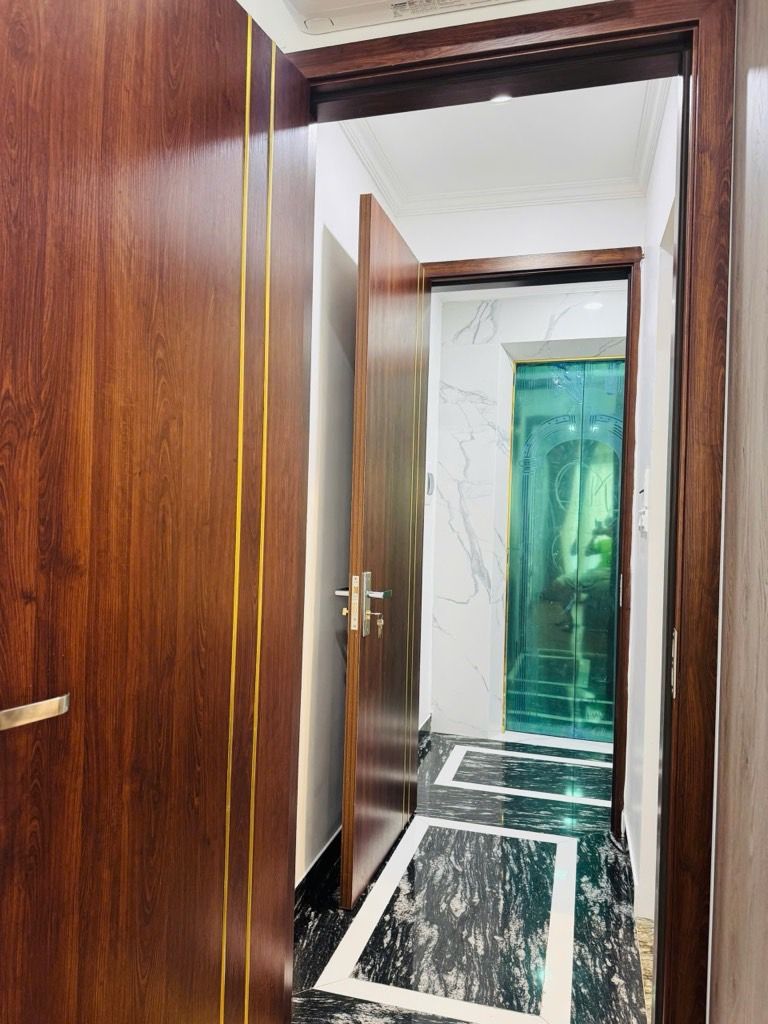 Bán nhà Hoàng Liệt - diện tích 31m2 6 tầng - SIÊU PHẨM - 6 TẦNG THANG MÁY - NỘI THẤT XỊN XÒ - giá 9,8 tỷ