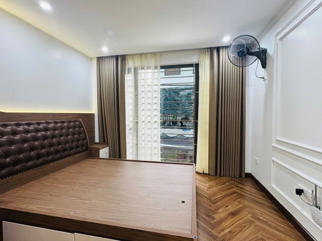 Bán nhà Hoàng Liệt - diện tích 31m2 6 tầng - SIÊU PHẨM - 6 TẦNG THANG MÁY - NỘI THẤT XỊN XÒ - giá 9,8 tỷ